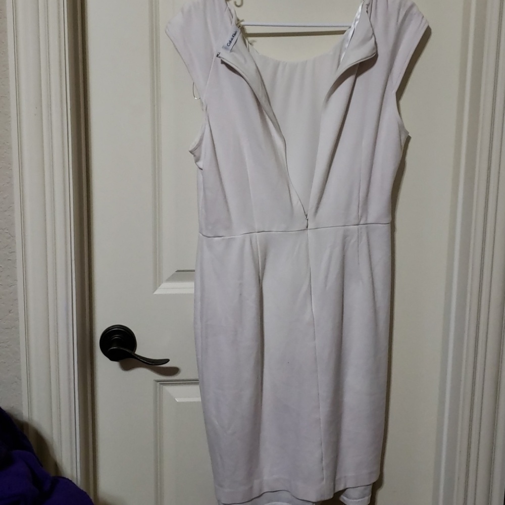 Dress - Picture 4 of 4